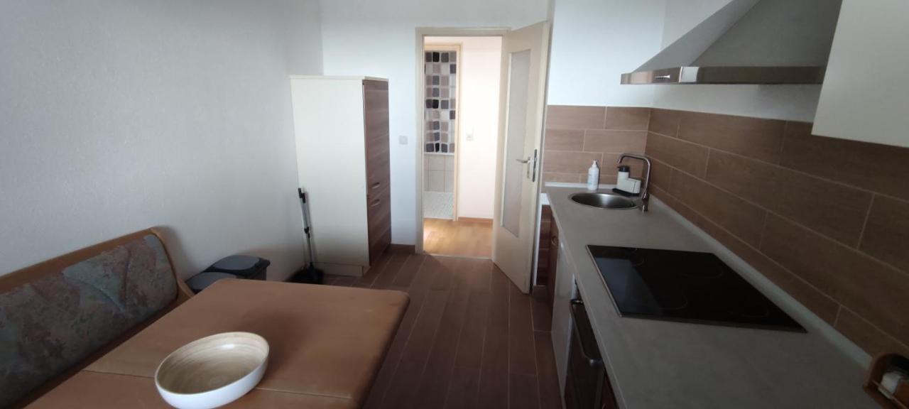 Skyline-Aussicht Und Fantastische Sonnenuntergaenge Apartment Langen  Exterior photo