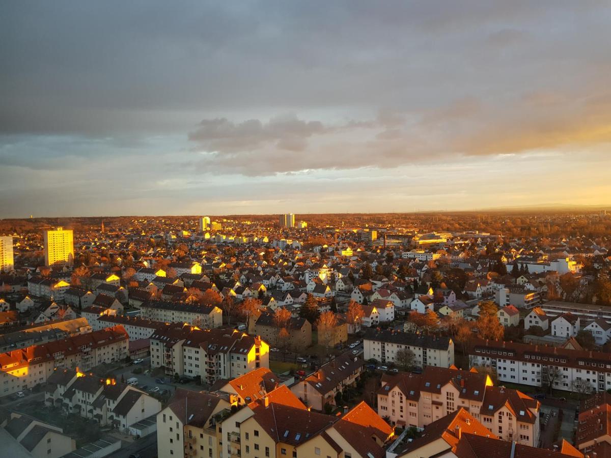 Skyline-Aussicht Und Fantastische Sonnenuntergaenge Apartment Langen  Exterior photo